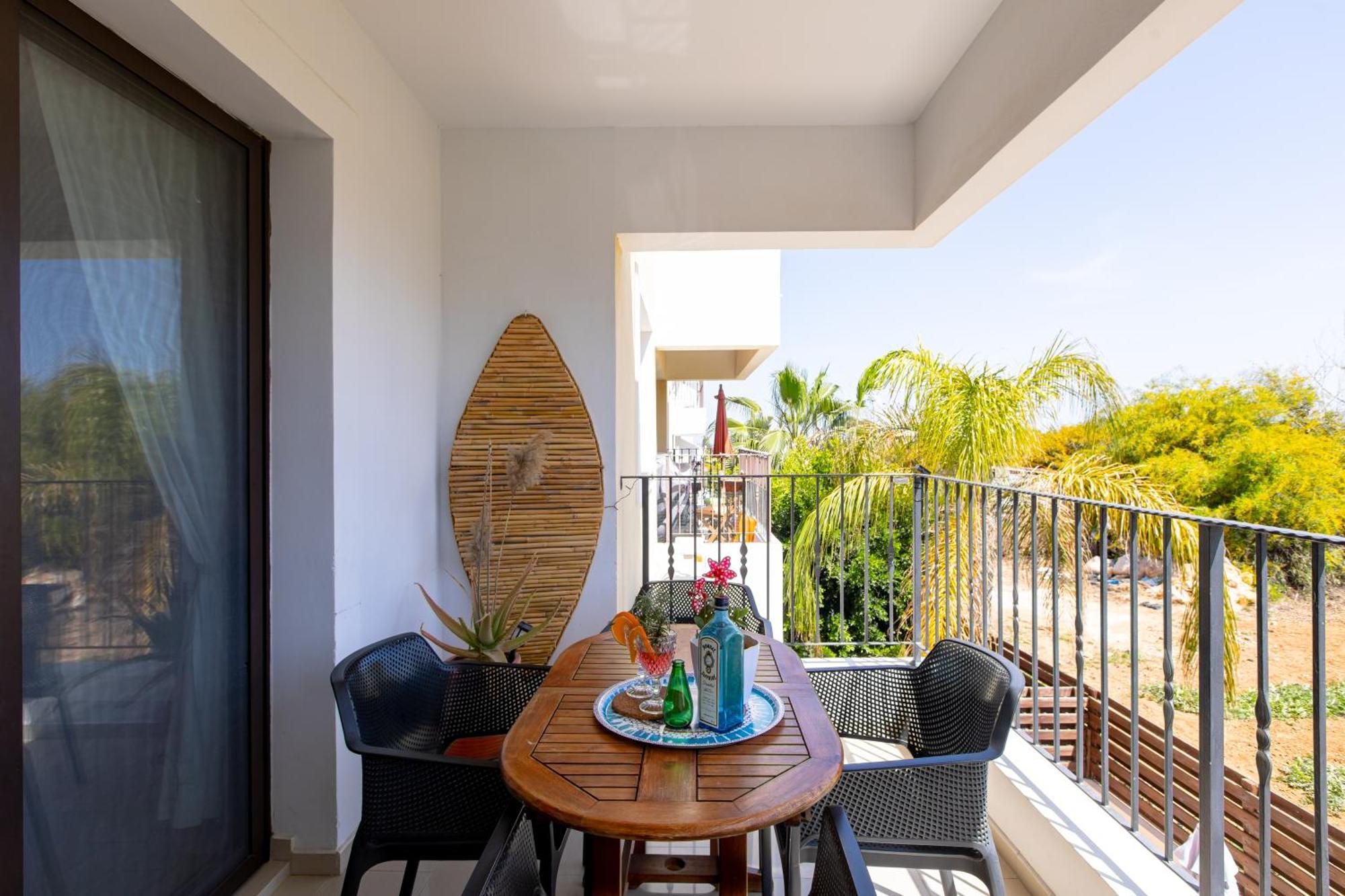 Tranquil Kyklades Bc6, Walk To Beach Paralimni Ngoại thất bức ảnh
